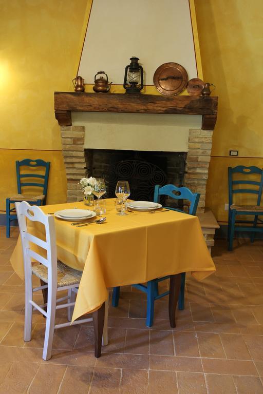 Agriturismo Casale La Palombara Cerreto di Spoleto Eksteriør billede