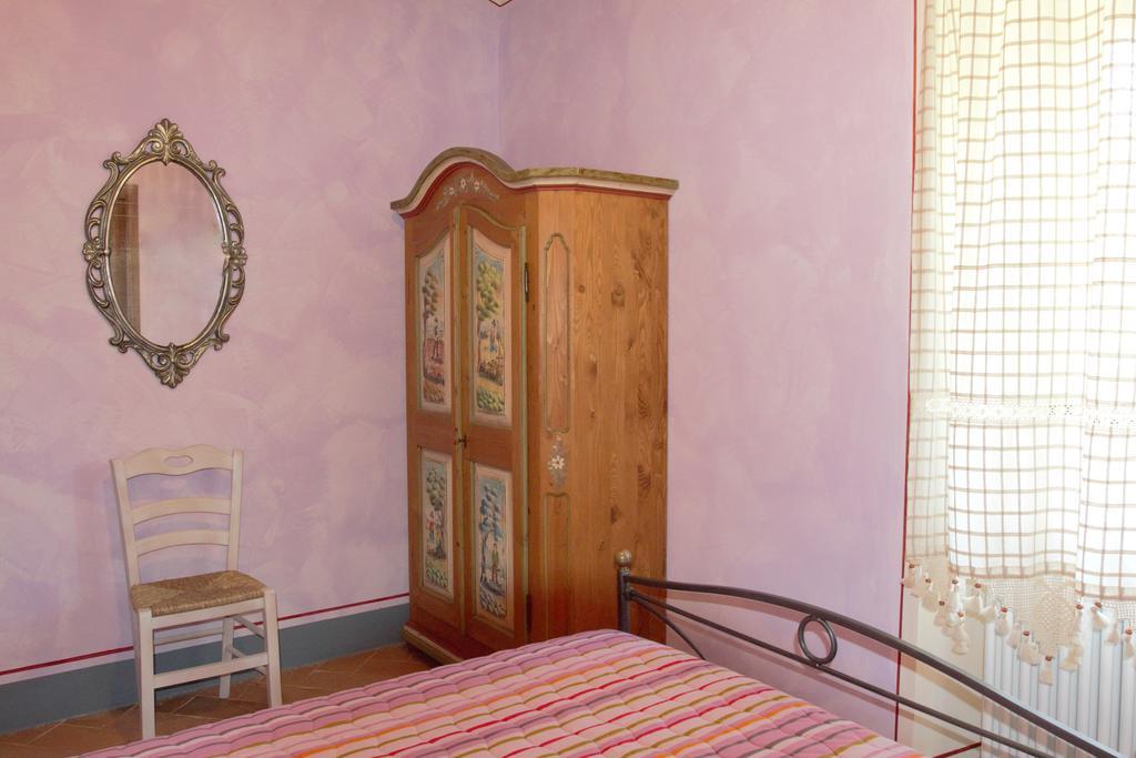 Agriturismo Casale La Palombara Cerreto di Spoleto Værelse billede