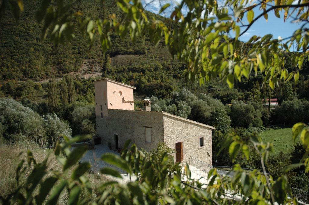 Agriturismo Casale La Palombara Cerreto di Spoleto Eksteriør billede