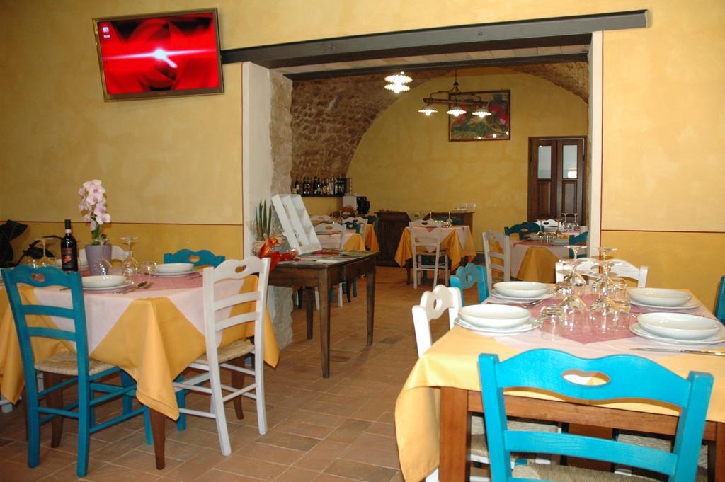 Agriturismo Casale La Palombara Cerreto di Spoleto Eksteriør billede