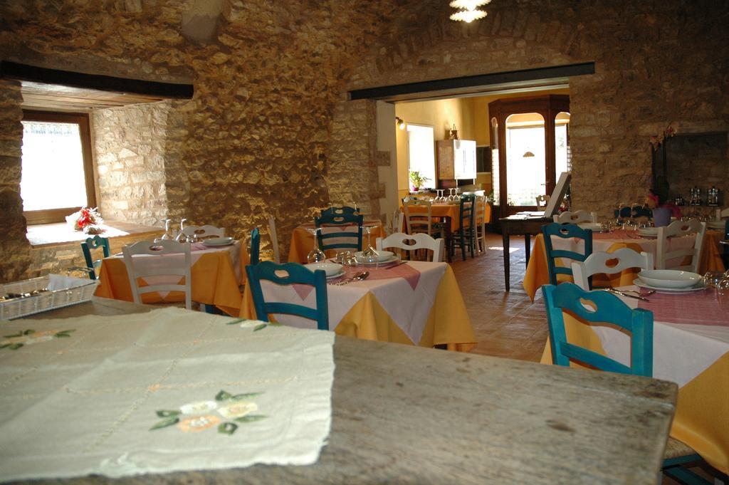 Agriturismo Casale La Palombara Cerreto di Spoleto Eksteriør billede